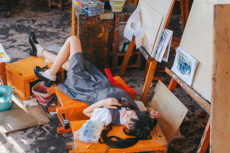 COSPLAY | 桜桃喵 – 画室少女 COS写真-星海博客