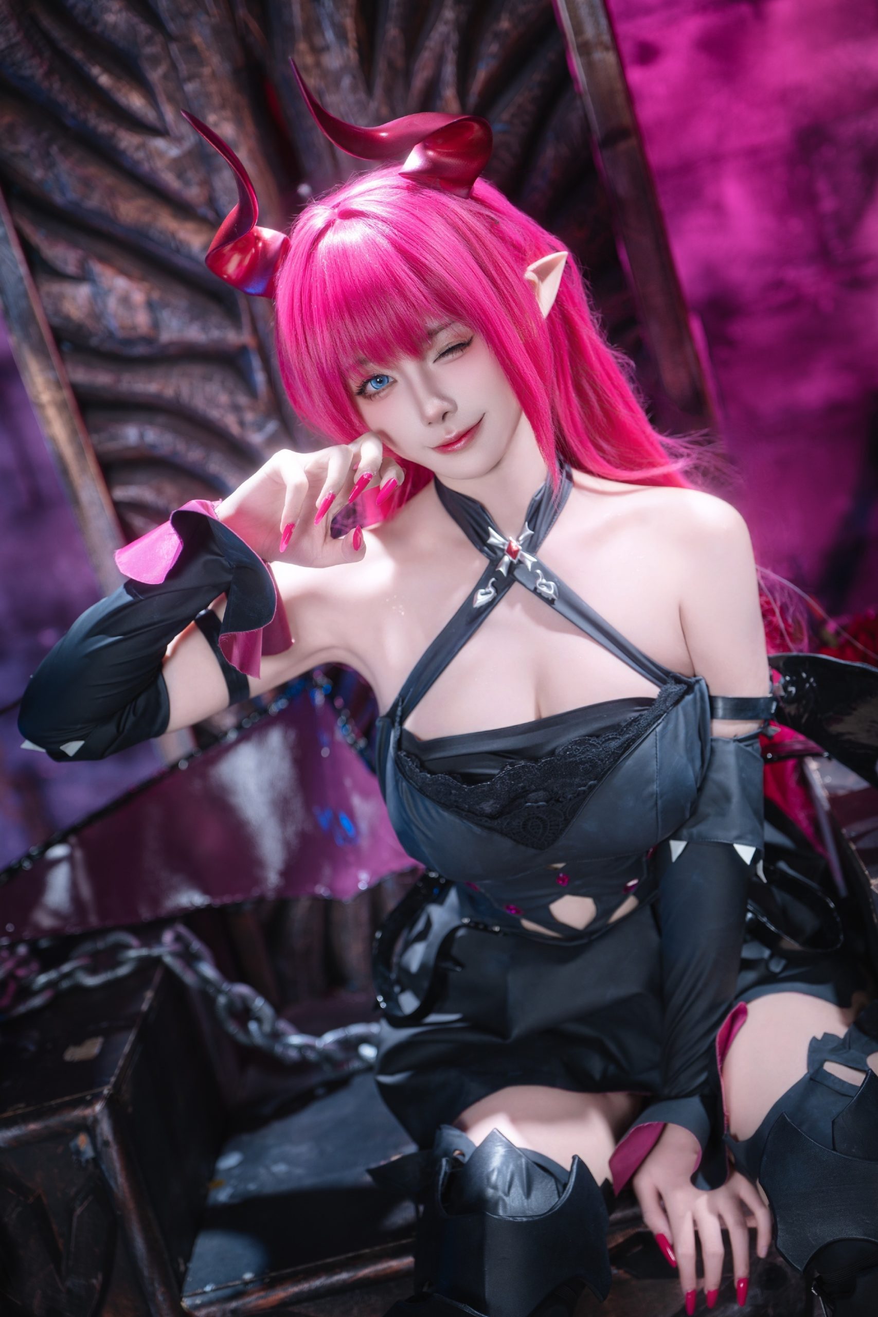 Cosplay｜碧蓝航线 梅克伦堡@Momoko葵葵-星海博客